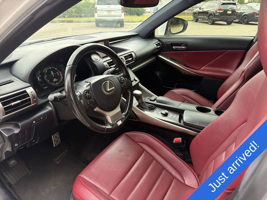 Thumbnail: 2016 Lexus IS - 2