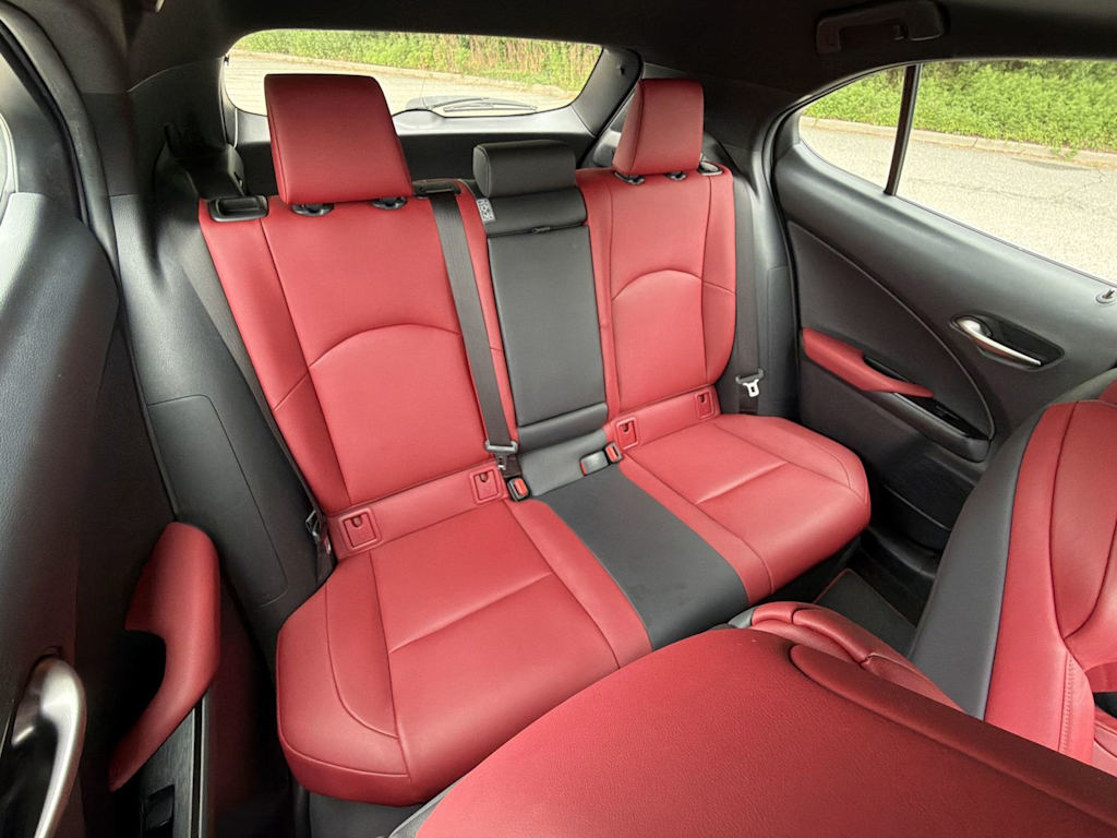 Thumbnail: 2019 Lexus UX - 26