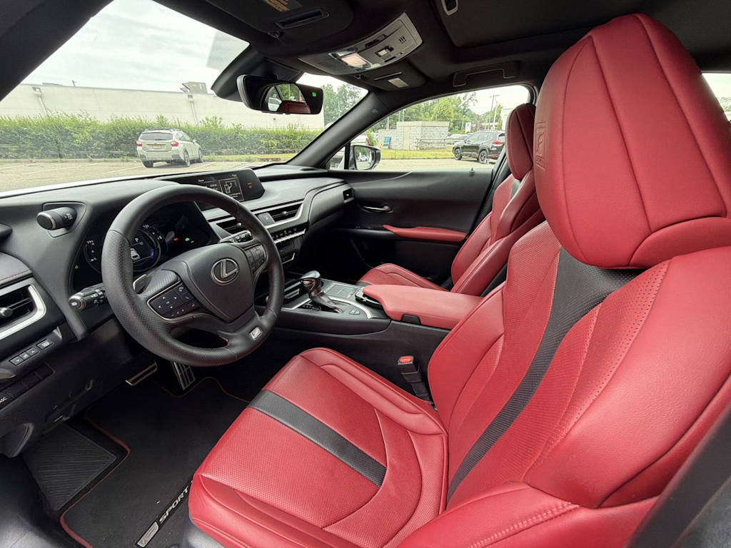 Thumbnail: 2019 Lexus UX - 11