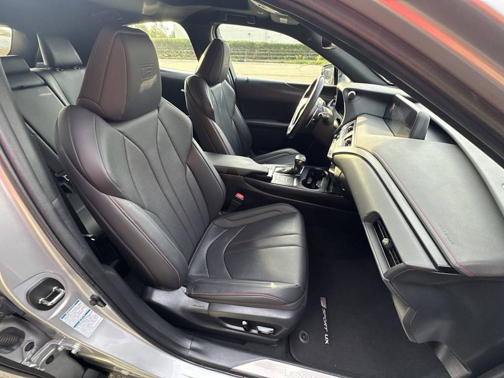 Thumbnail: 2019 Lexus UX - 12