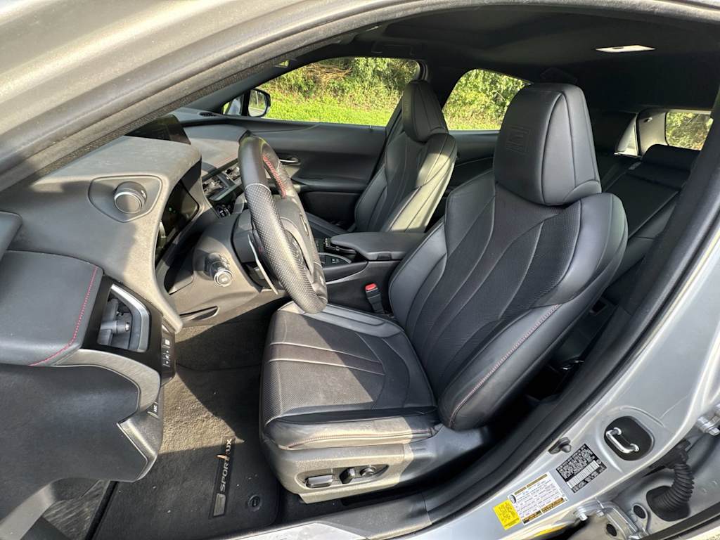 Thumbnail: 2019 Lexus UX - 11