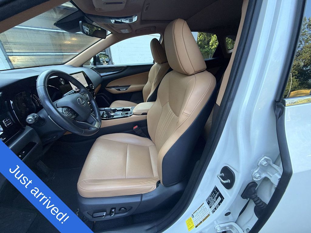 Thumbnail: 2024 Lexus ES - 11