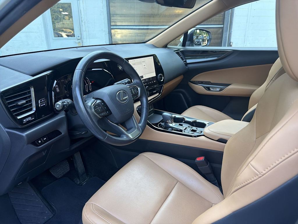 Thumbnail: 2024 Lexus ES - 2