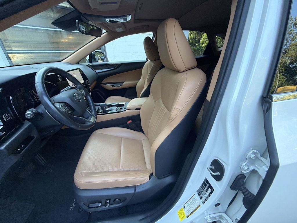 Thumbnail: 2024 Lexus ES - 11