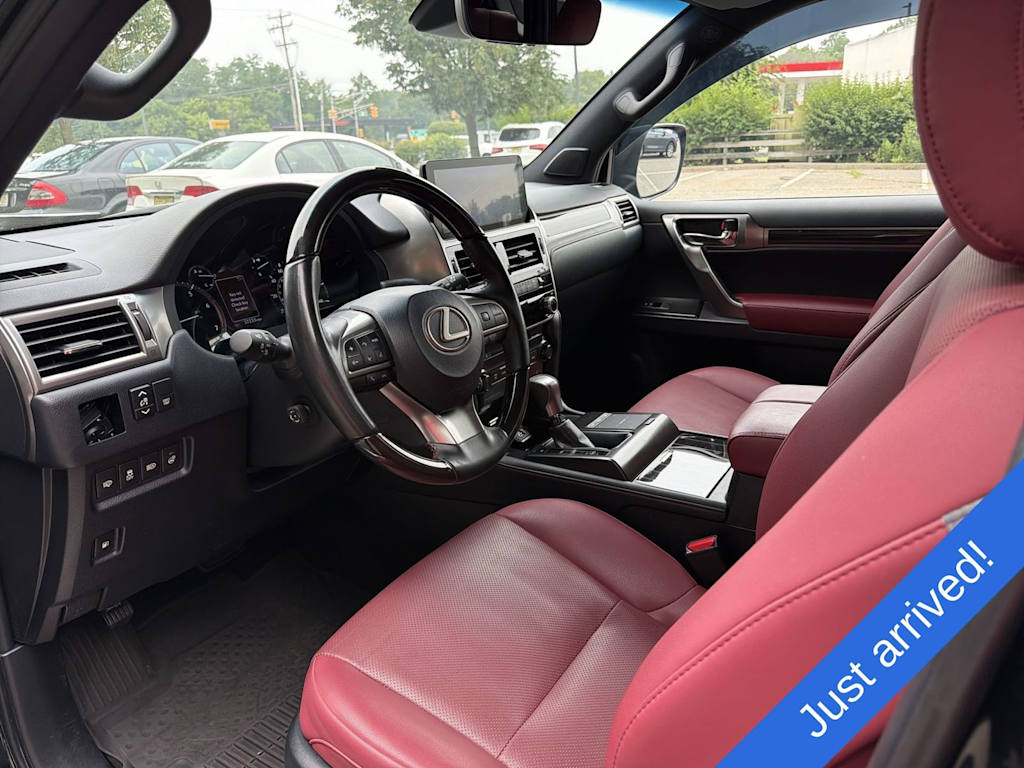 Thumbnail: 2023 Lexus GX - 2