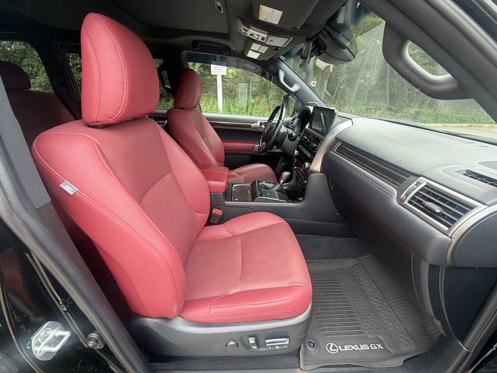Thumbnail: 2023 Lexus GX - 11