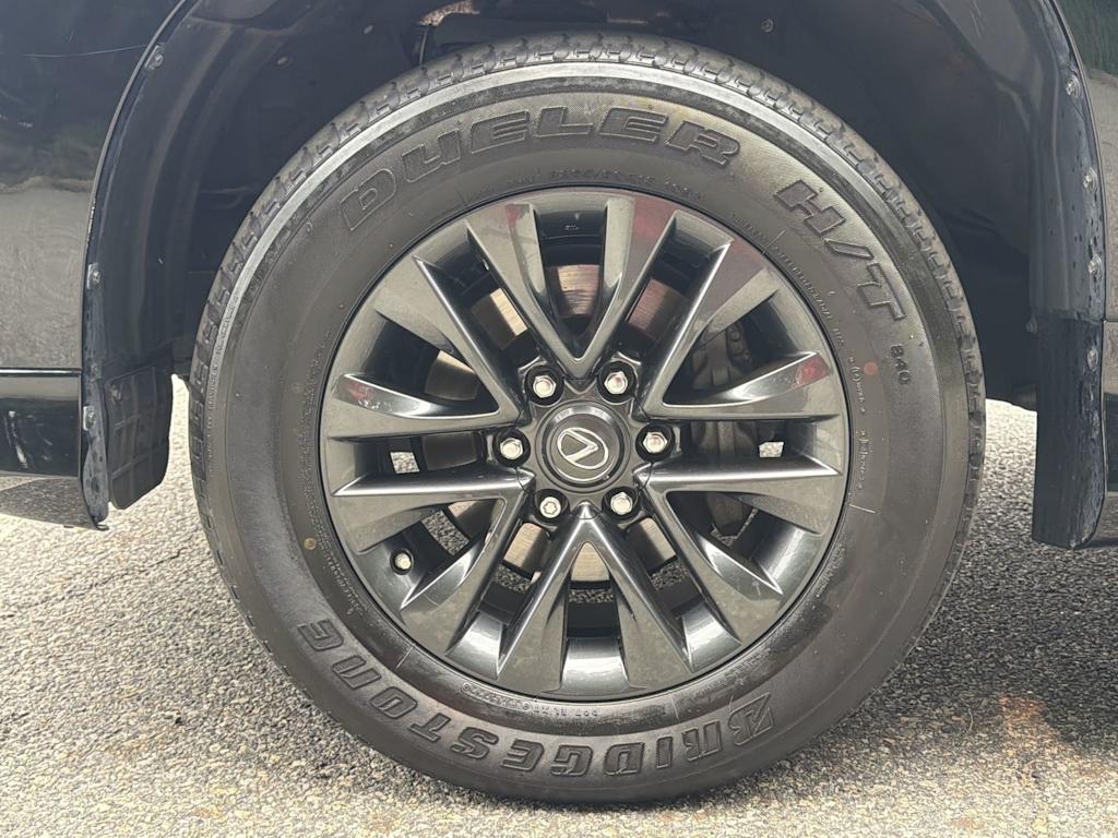 Thumbnail: 2023 Lexus GX - 8