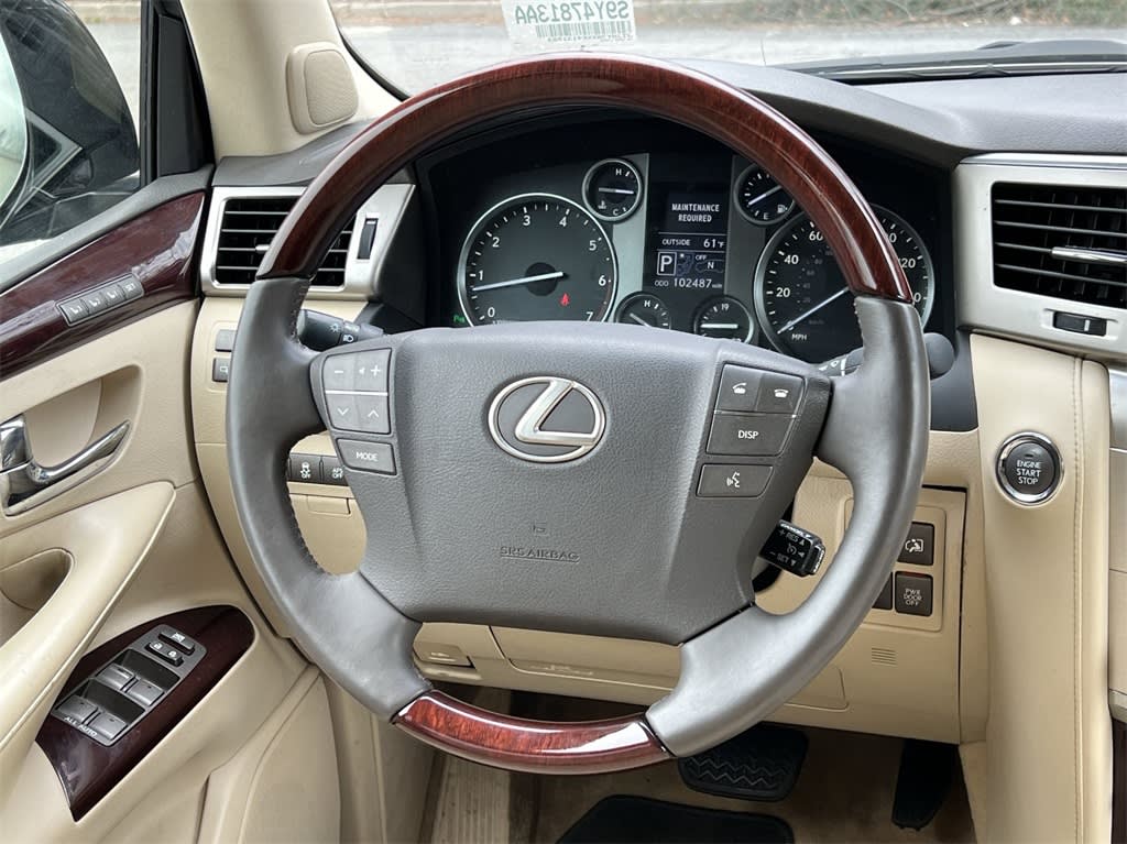 2014 Lexus LX 570 9