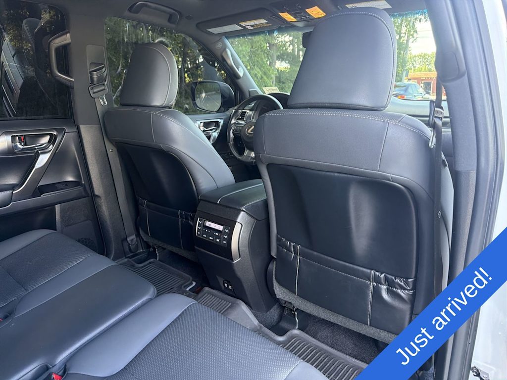 Thumbnail: 2022 Lexus GX - 12