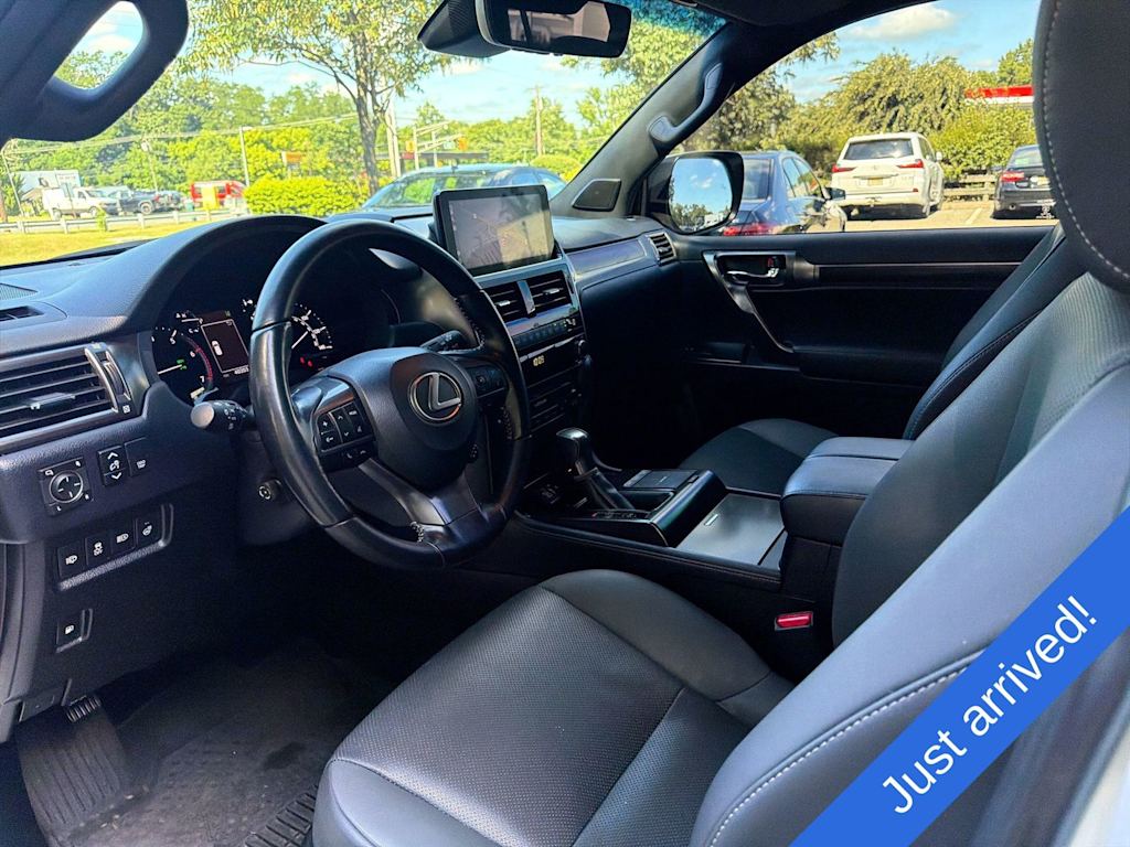 Thumbnail: 2022 Lexus GX - 2
