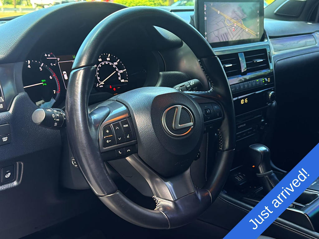 Thumbnail: 2022 Lexus GX - 14
