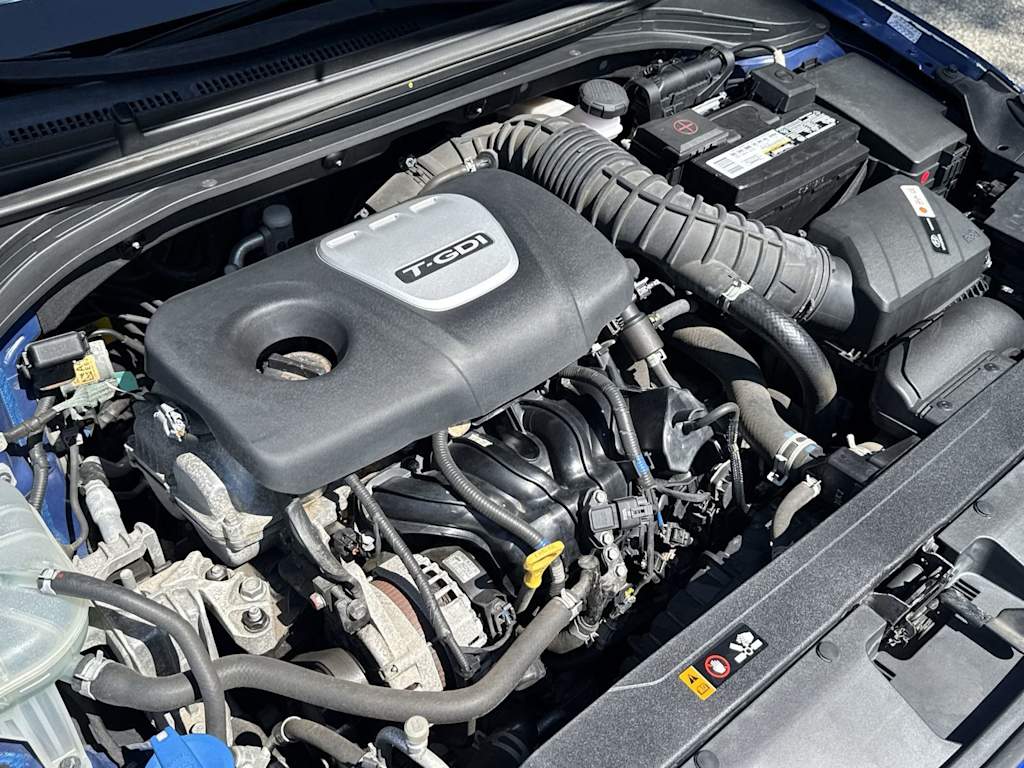 Thumbnail: 2019 Hyundai Elantra - 9