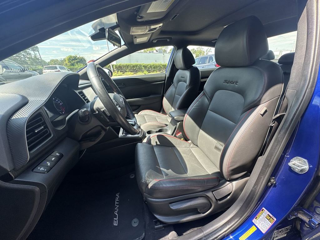 Thumbnail: 2019 Hyundai Elantra - 11