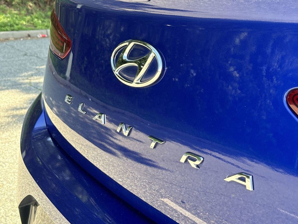 Thumbnail: 2019 Hyundai Elantra - 7