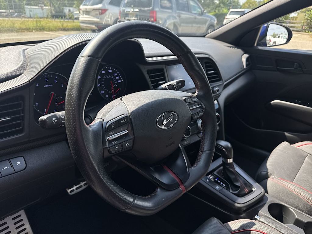 Thumbnail: 2019 Hyundai Elantra - 14