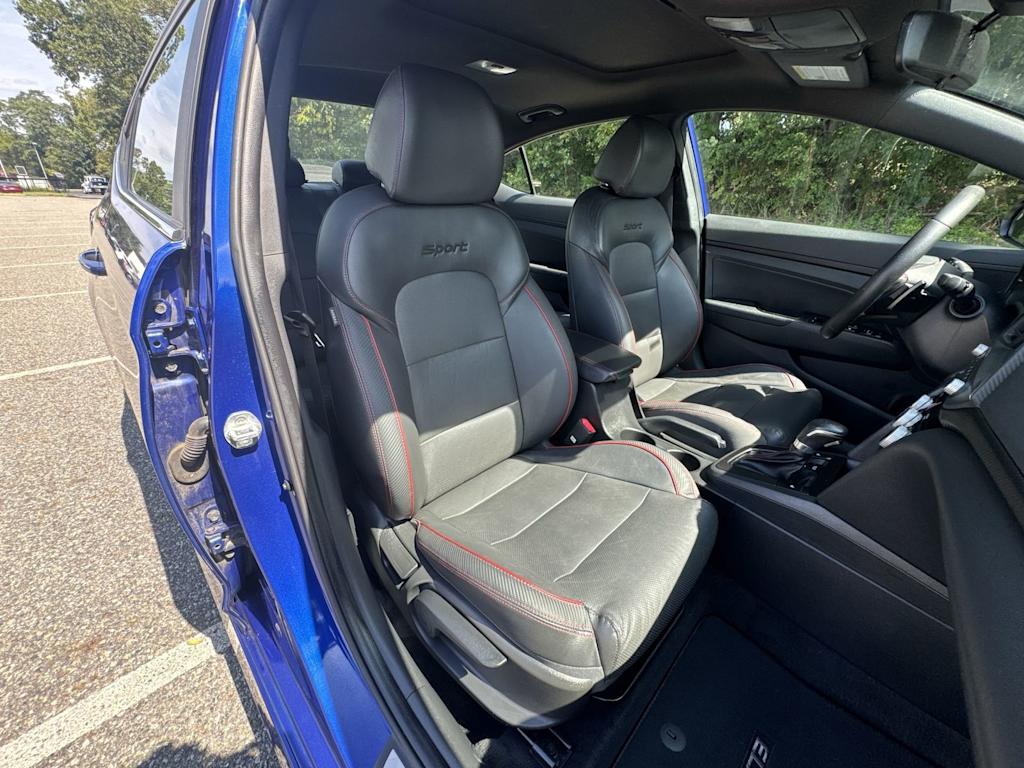 Thumbnail: 2019 Hyundai Elantra - 12