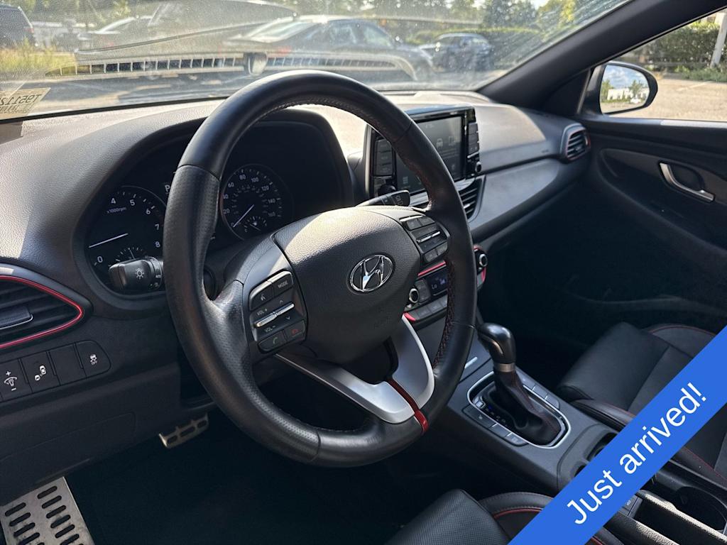 Thumbnail: 2018 Hyundai Elantra - 14