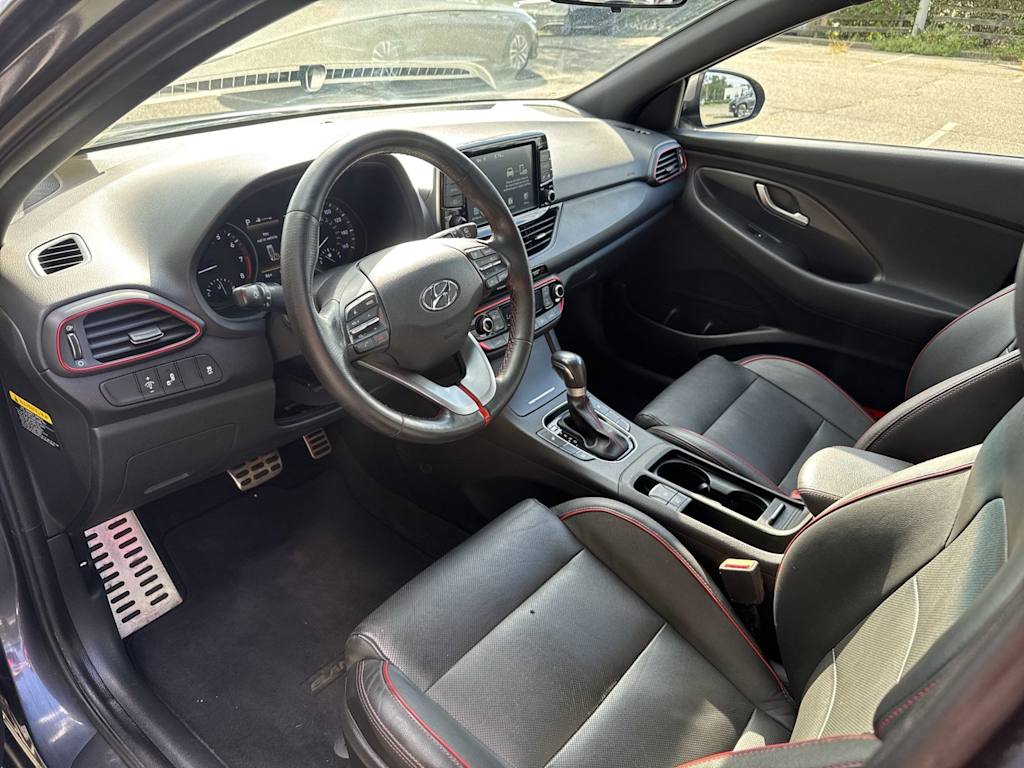Thumbnail: 2018 Hyundai Elantra - 2