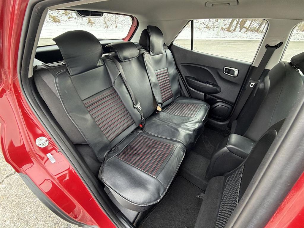 Thumbnail: 2023 Hyundai Venue - 29