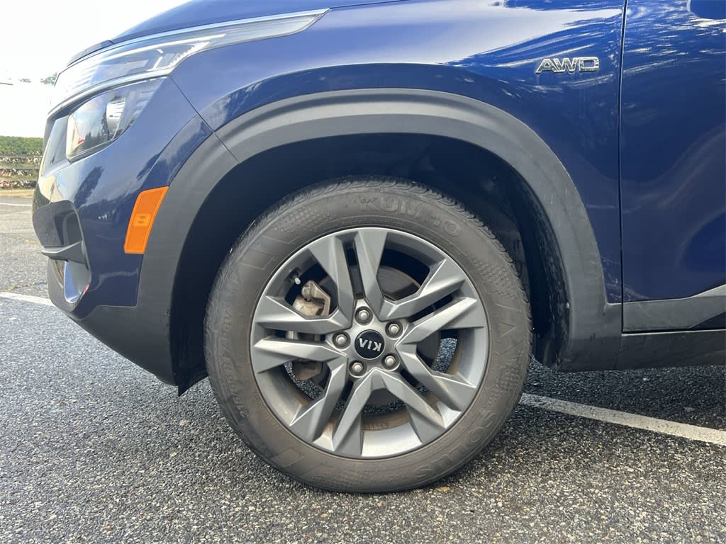 Thumbnail: 2021 Kia Seltos - 8