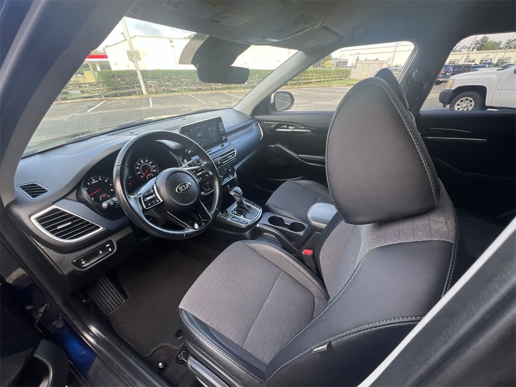 Thumbnail: 2021 Kia Seltos - 11