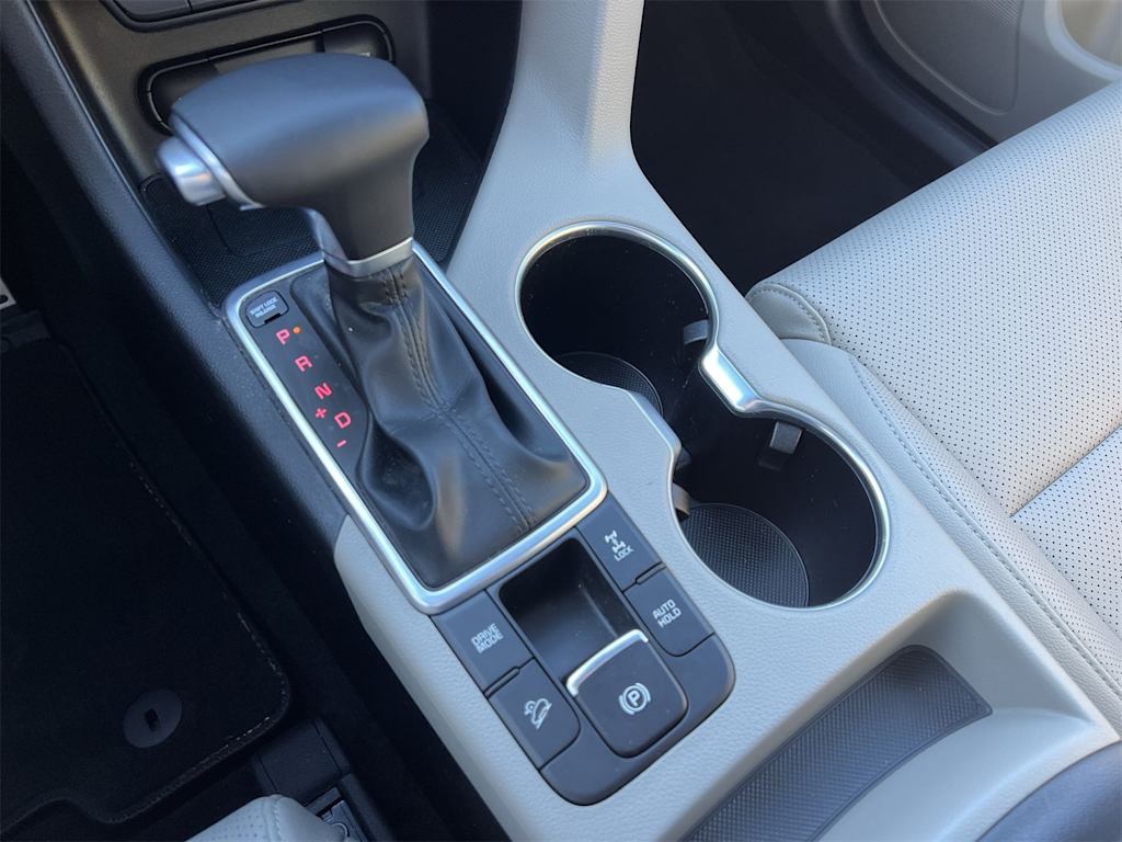 Thumbnail: 2022 Kia Sportage - 16