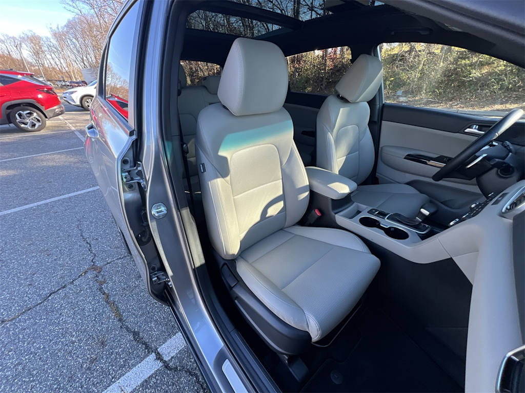 Thumbnail: 2022 Kia Sportage - 12