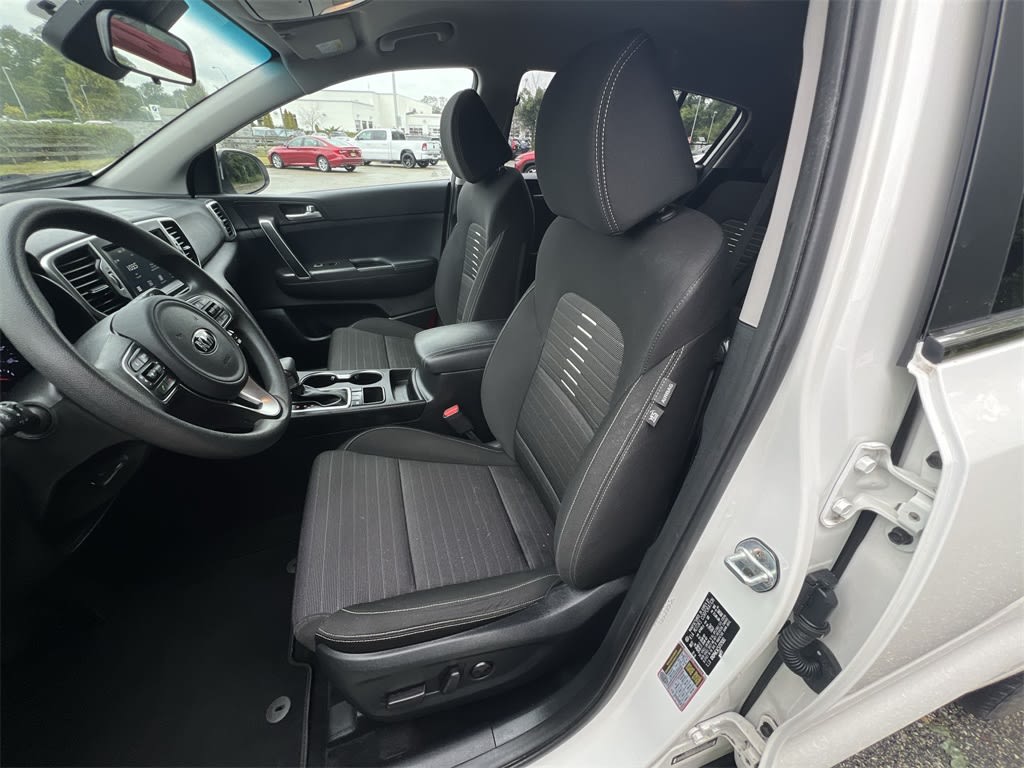 Thumbnail: 2018 Kia Sportage - 12