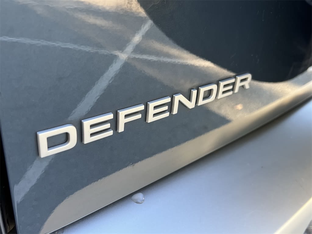 Thumbnail: 2024 Land Rover Defender - 7