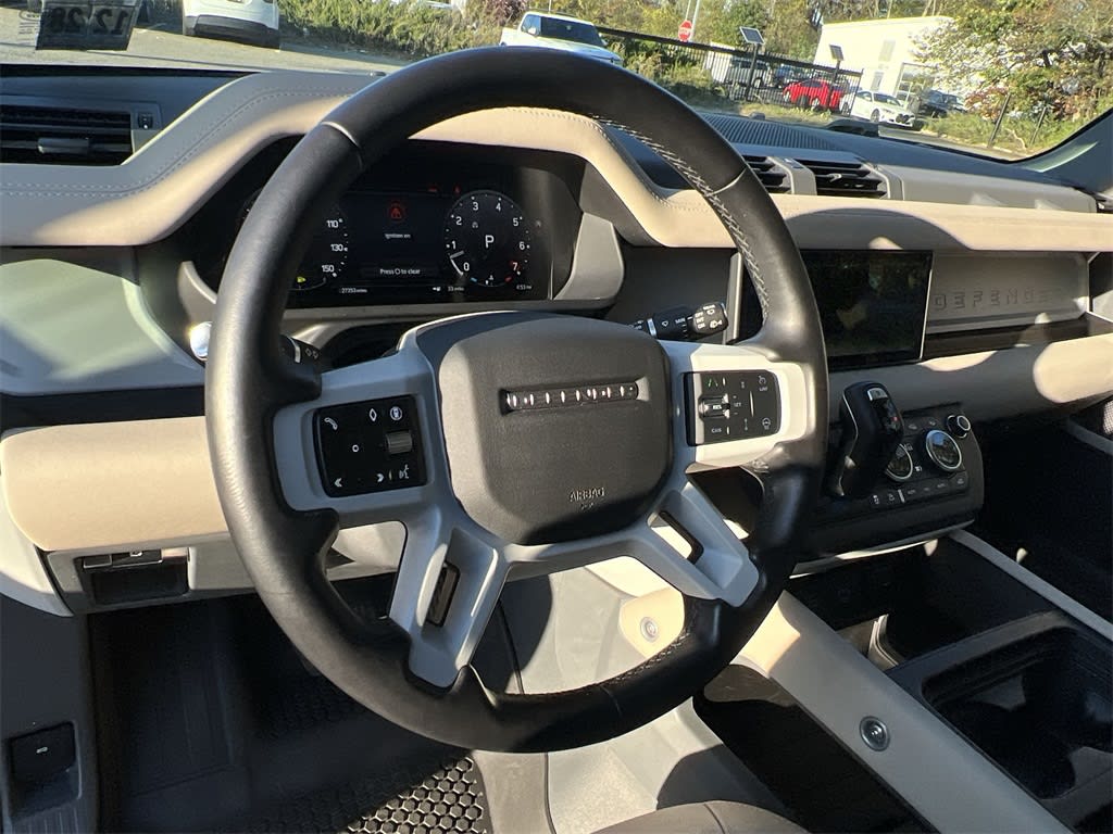 Thumbnail: 2024 Land Rover Defender - 10