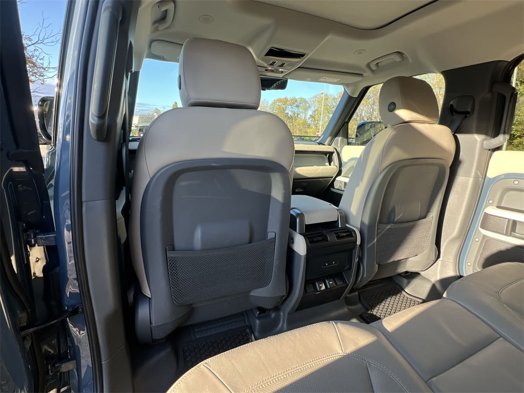 Thumbnail: 2024 Land Rover Defender - 13