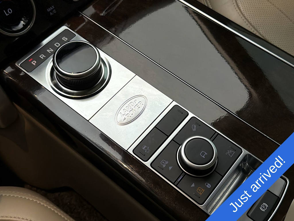 Thumbnail: 2019 Land Rover Range Rover - 29