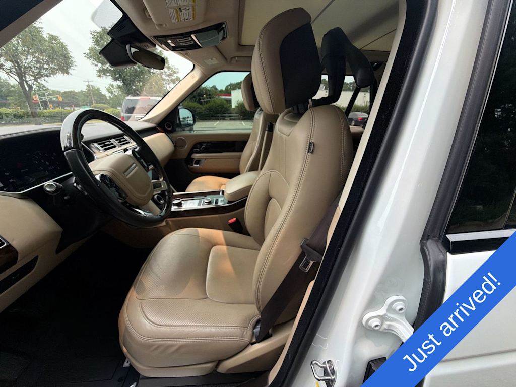 Thumbnail: 2019 Land Rover Range Rover - 11