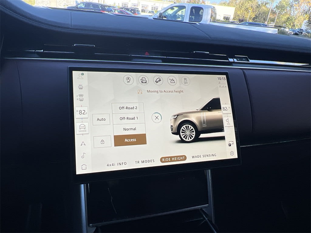 Thumbnail: 2025 Land Rover Range Rover - 13