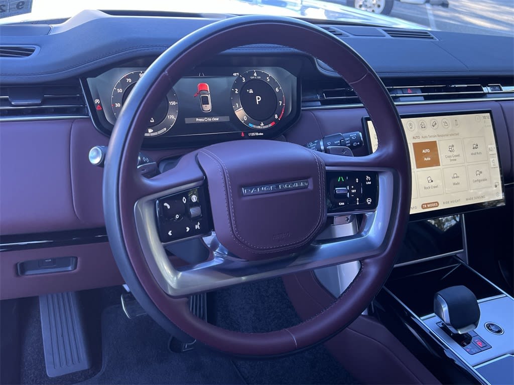 Thumbnail: 2025 Land Rover Range Rover - 9
