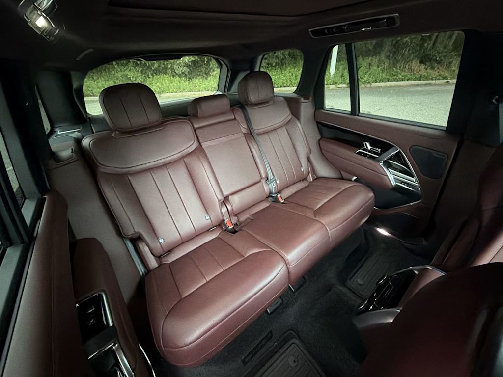 Thumbnail: 2024 Land Rover Range Rover - 12
