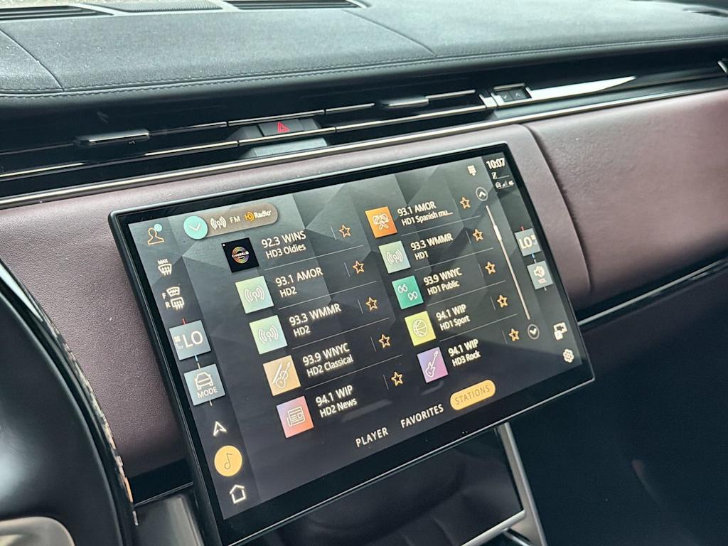 Thumbnail: 2024 Land Rover Range Rover - 14
