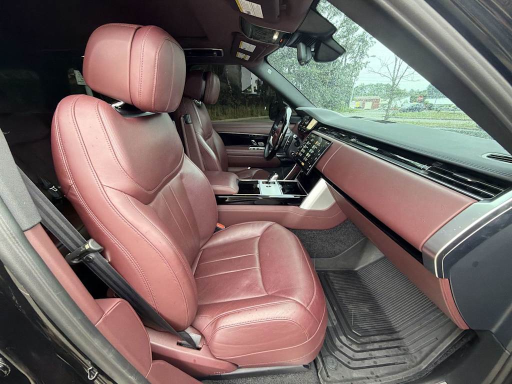Thumbnail: 2024 Land Rover Range Rover - 11