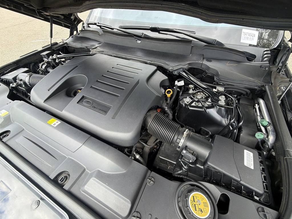 Thumbnail: 2021 Land Rover Range Rover Sport - 8