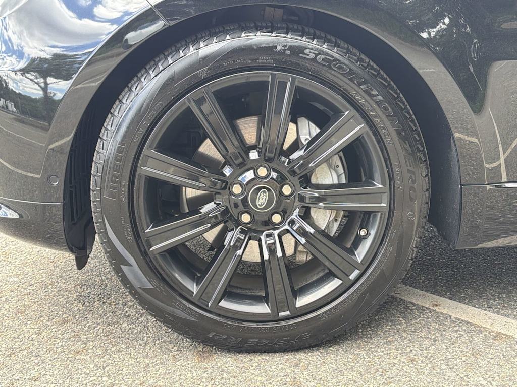 Thumbnail: 2021 Land Rover Range Rover Sport - 7