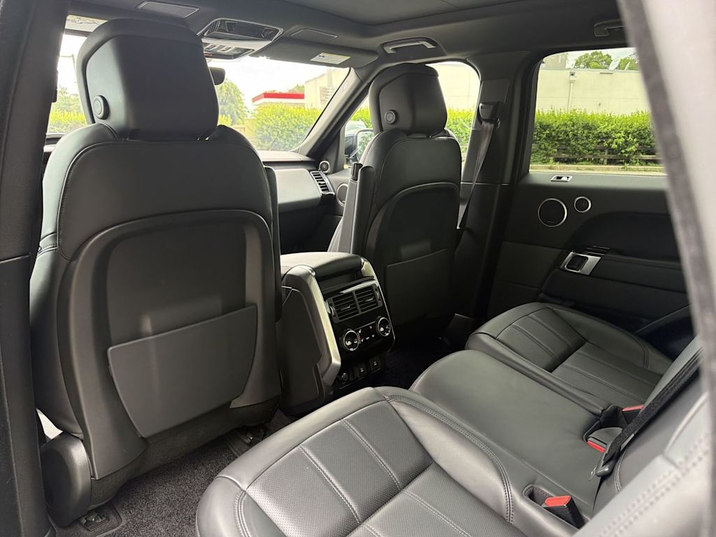 Thumbnail: 2021 Land Rover Range Rover Sport - 12