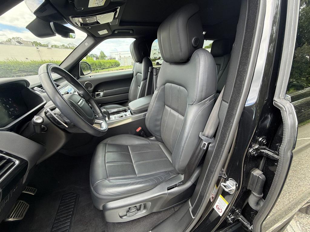 Thumbnail: 2021 Land Rover Range Rover Sport - 10