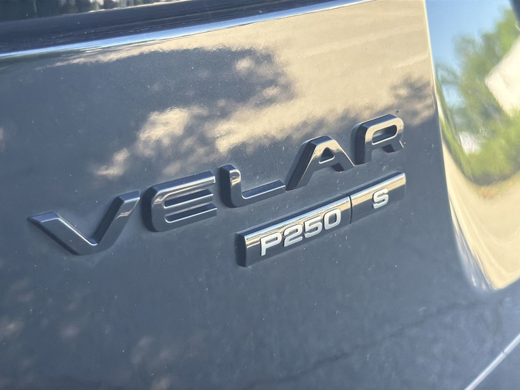 Thumbnail: 2020 Land Rover Range Rover Velar - 28