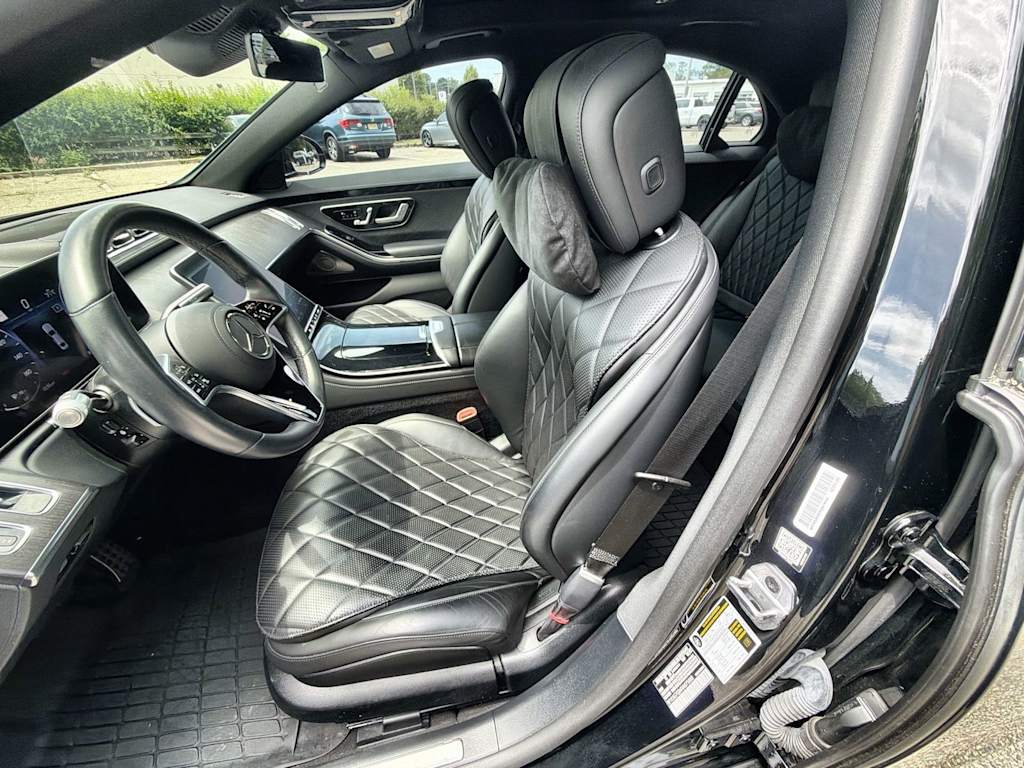 Thumbnail: 2022 Mercedes-Benz S-Class - 11