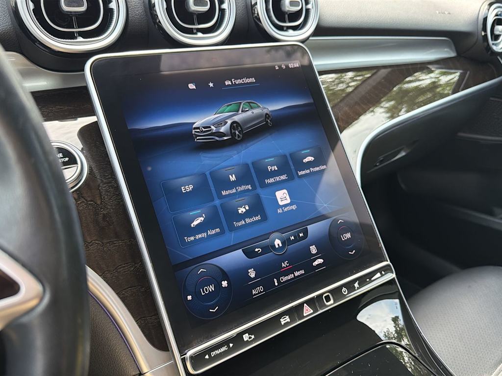 Thumbnail: 2022 Mercedes-Benz C-Class - 15