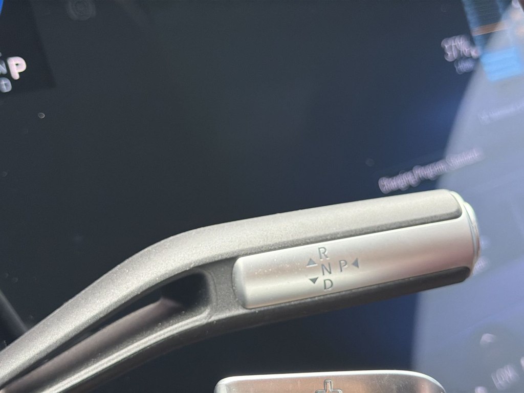Thumbnail: 2023 Mercedes-Benz EQS - 26