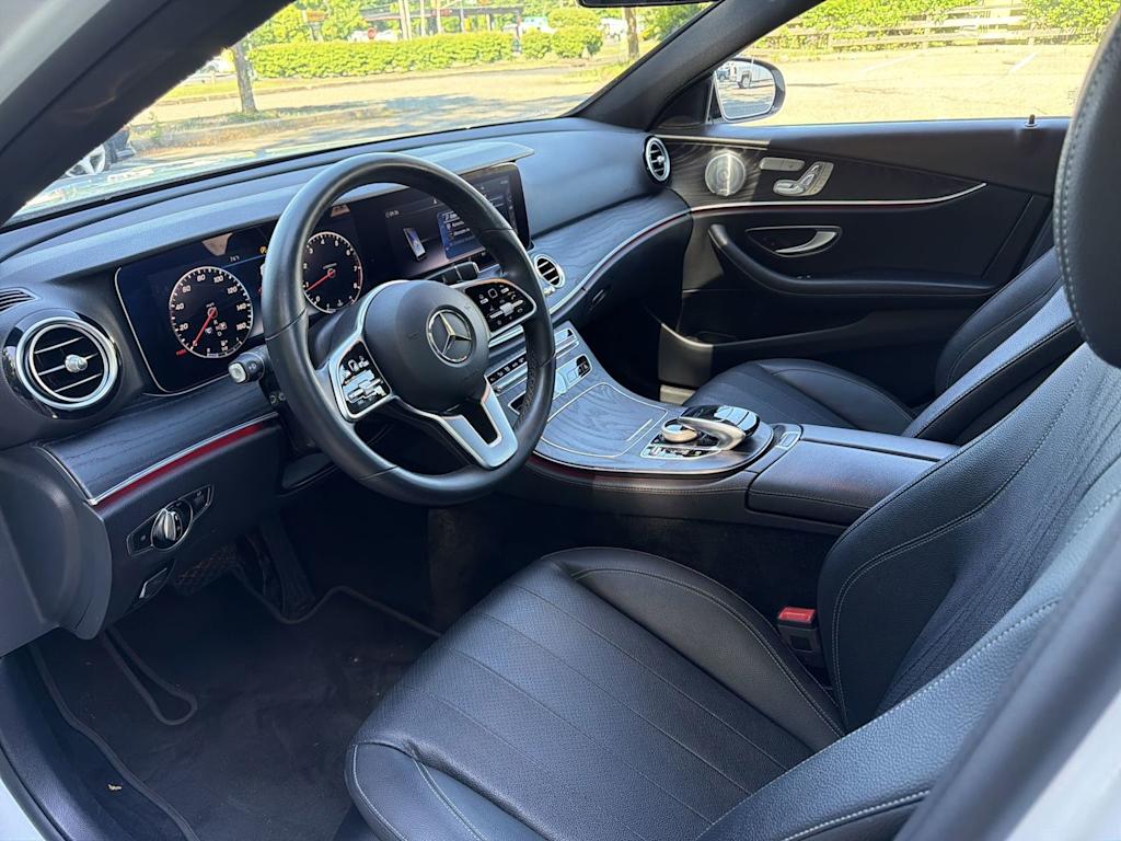 Thumbnail: 2020 Mercedes-Benz E-Class - 2