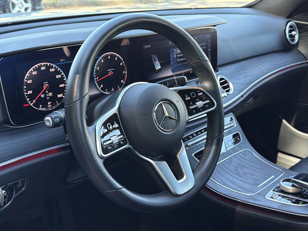 Thumbnail: 2020 Mercedes-Benz E-Class - 14