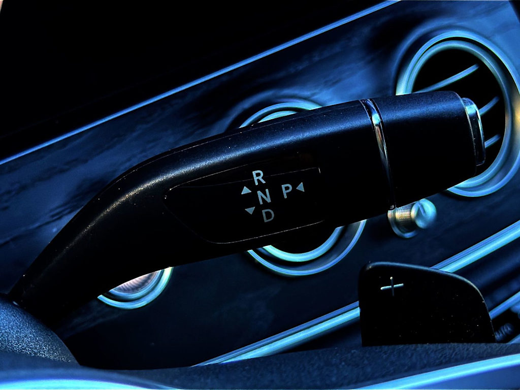 Thumbnail: 2020 Mercedes-Benz E-Class - 28