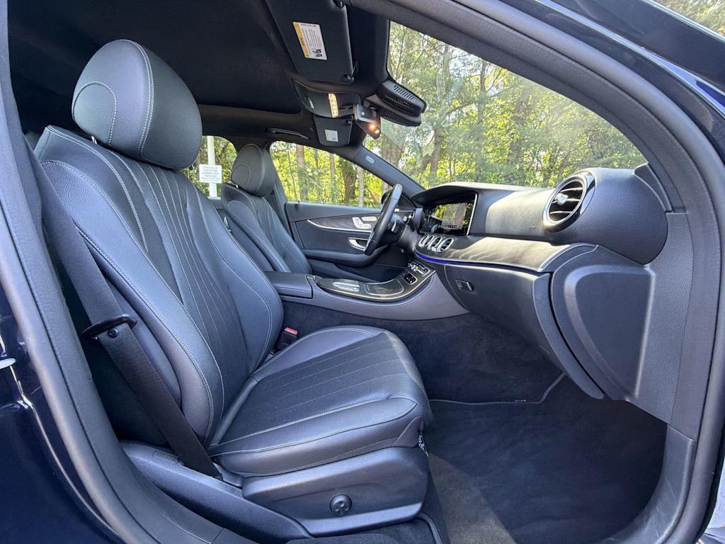 Thumbnail: 2022 Mercedes-Benz E-Class - 25